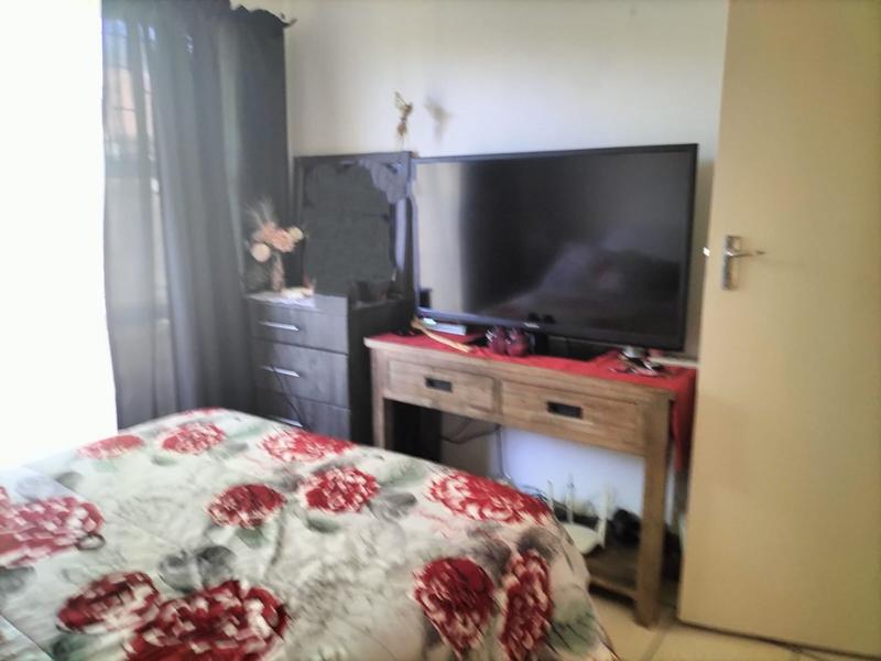 3 Bedroom Property for Sale in Langenhovenpark Free State